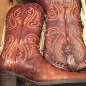 Ariat Cowgirl boots. New in Box